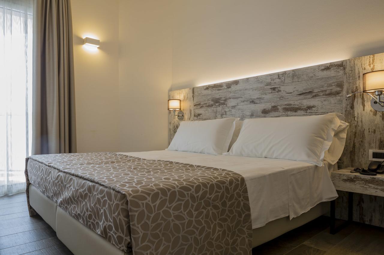 Hotel Ambassador 4*