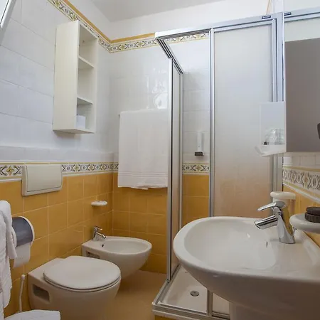Hotel Ambassador Bibione Exterior foto